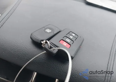 2013 Toyota Avalon Limited из США, поврежденный, VIN 4T1BK1EB0DU069073